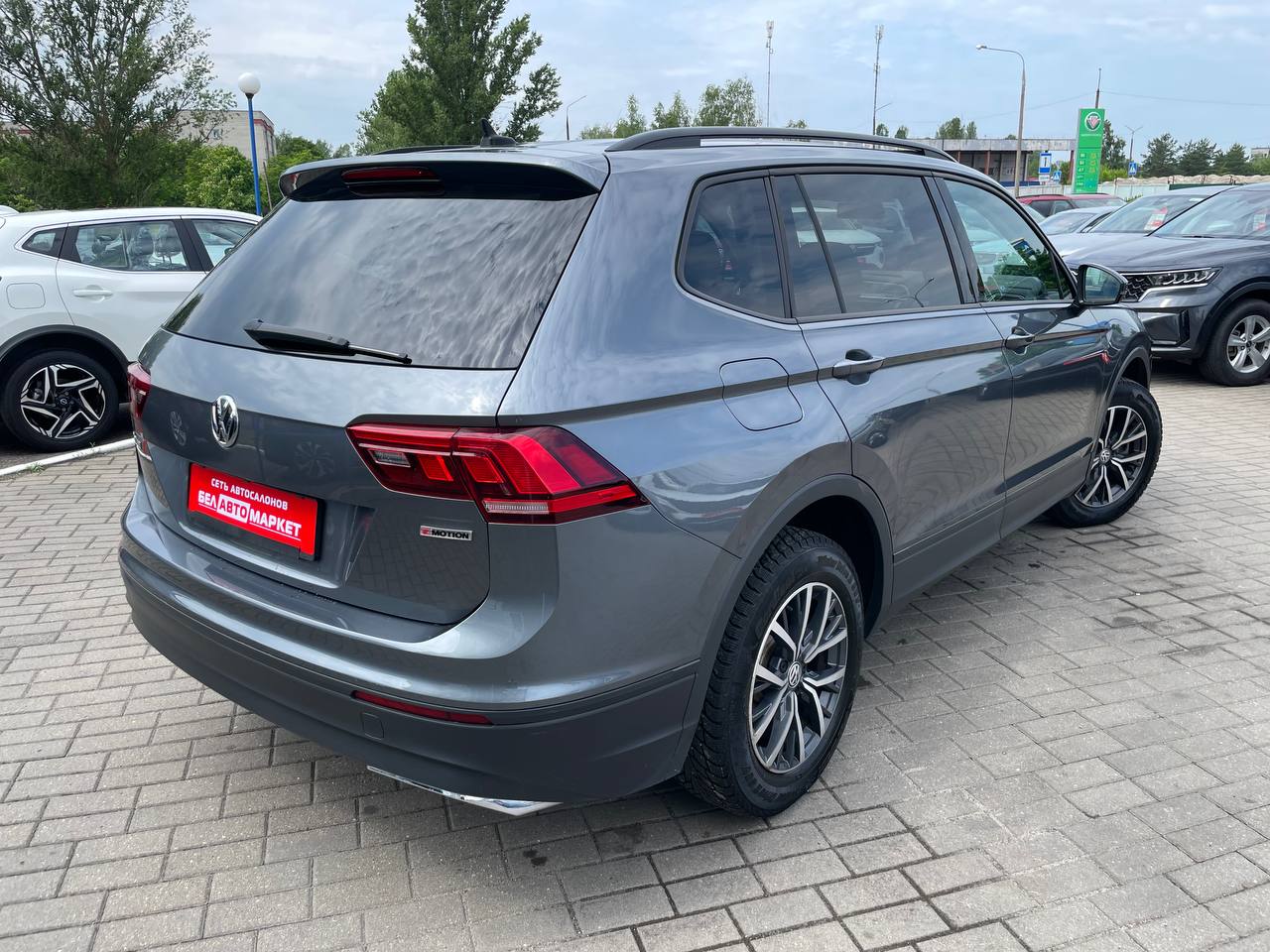 Фото автомобиля 2