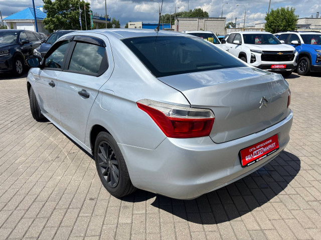 Фото автомобиля 6