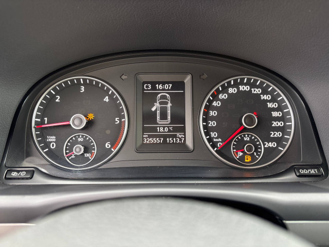 Фото автомобиля 10