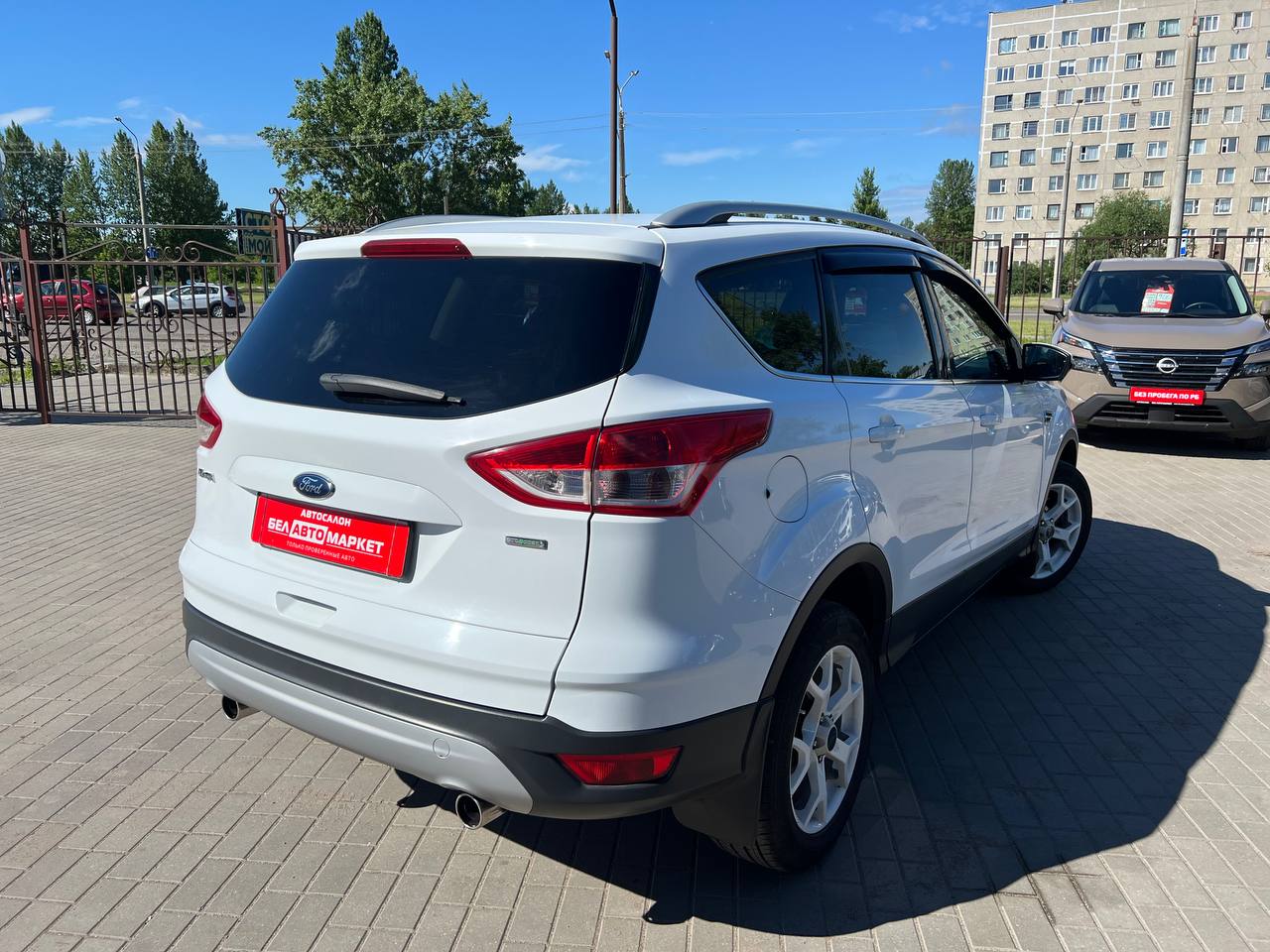 Фото автомобиля 2