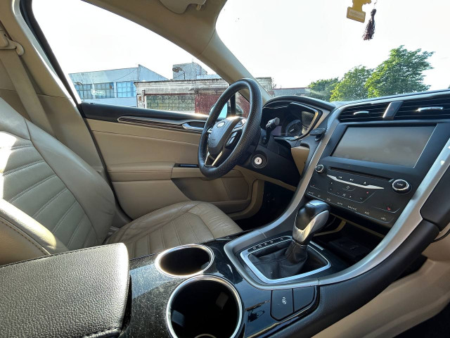 Фото автомобиля 12
