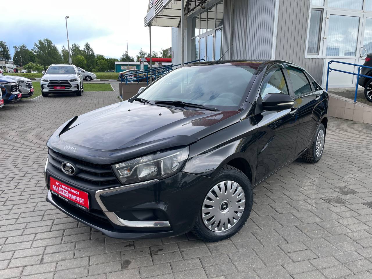 авто с пробегом lada (ВАЗ) vesta 2017