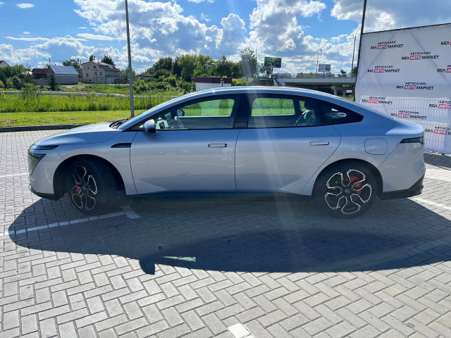 Фото автомобиля 7