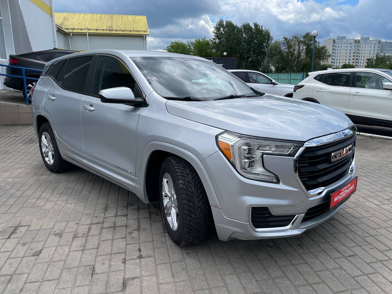 Фото автомобиля 2