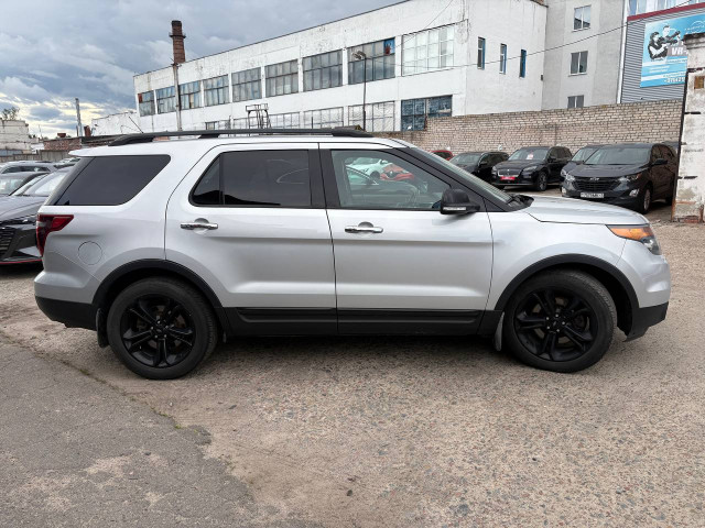 Фото автомобиля 3