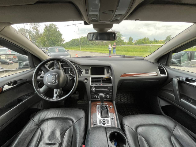 Фото автомобиля 12