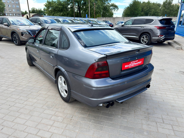 Фото автомобиля 7