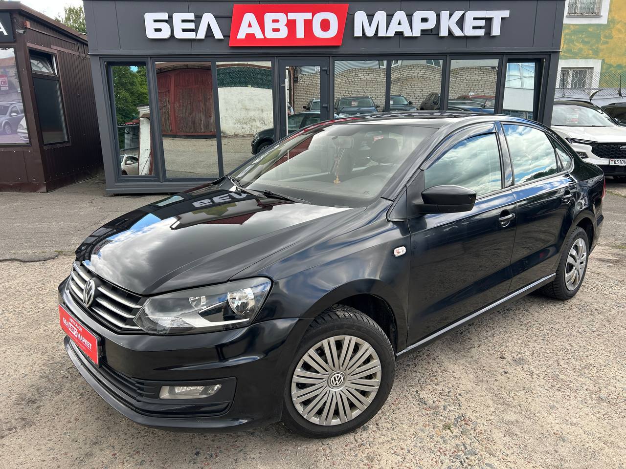 авто с пробегом volkswagen polo sedan 2018