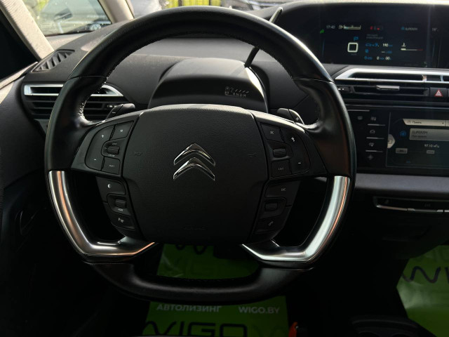 Фото автомобиля 11