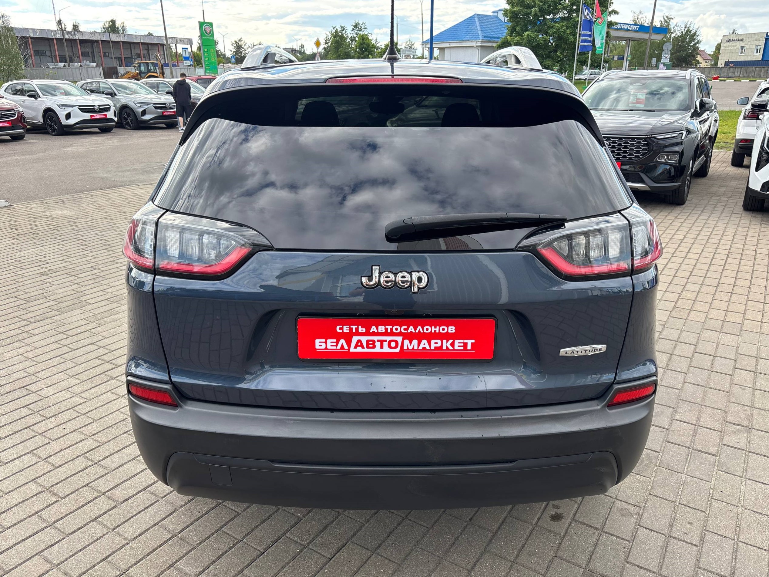 Фото автомобиля 6