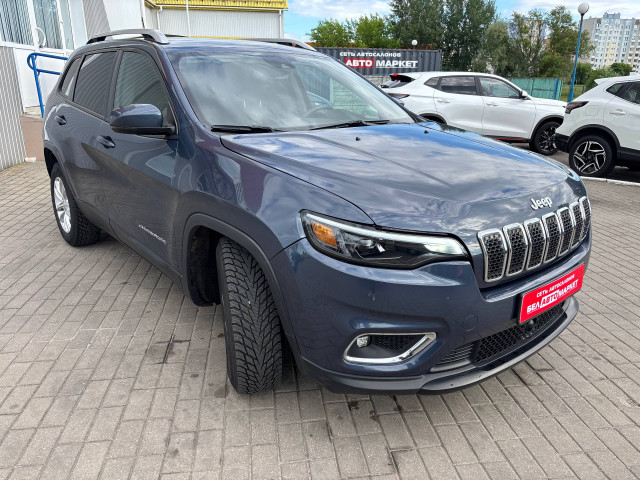 Фото автомобиля 3