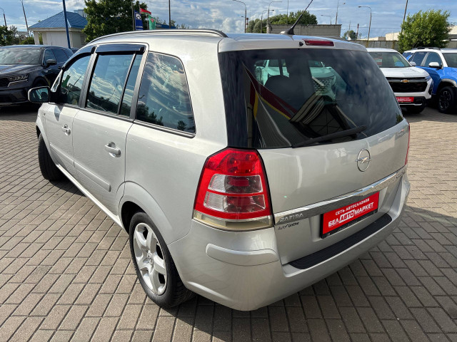 Фото автомобиля 6