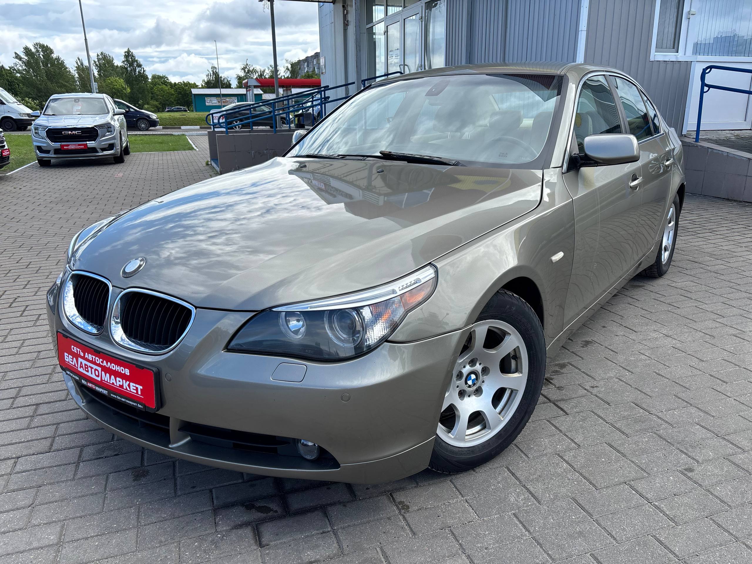 авто с пробегом bmw 5 серия 2003