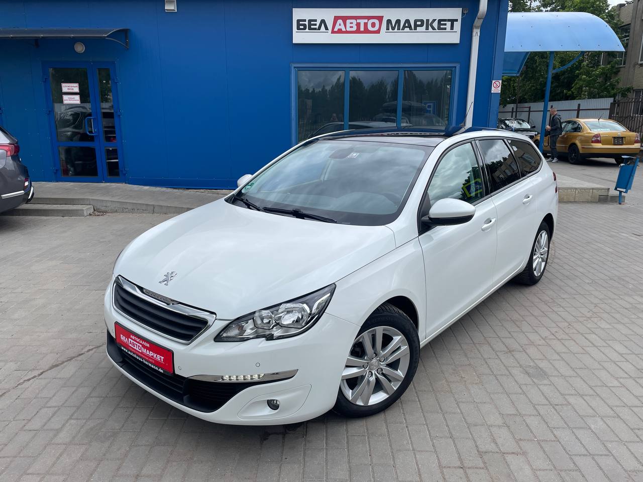 авто с пробегом peugeot 308 2015