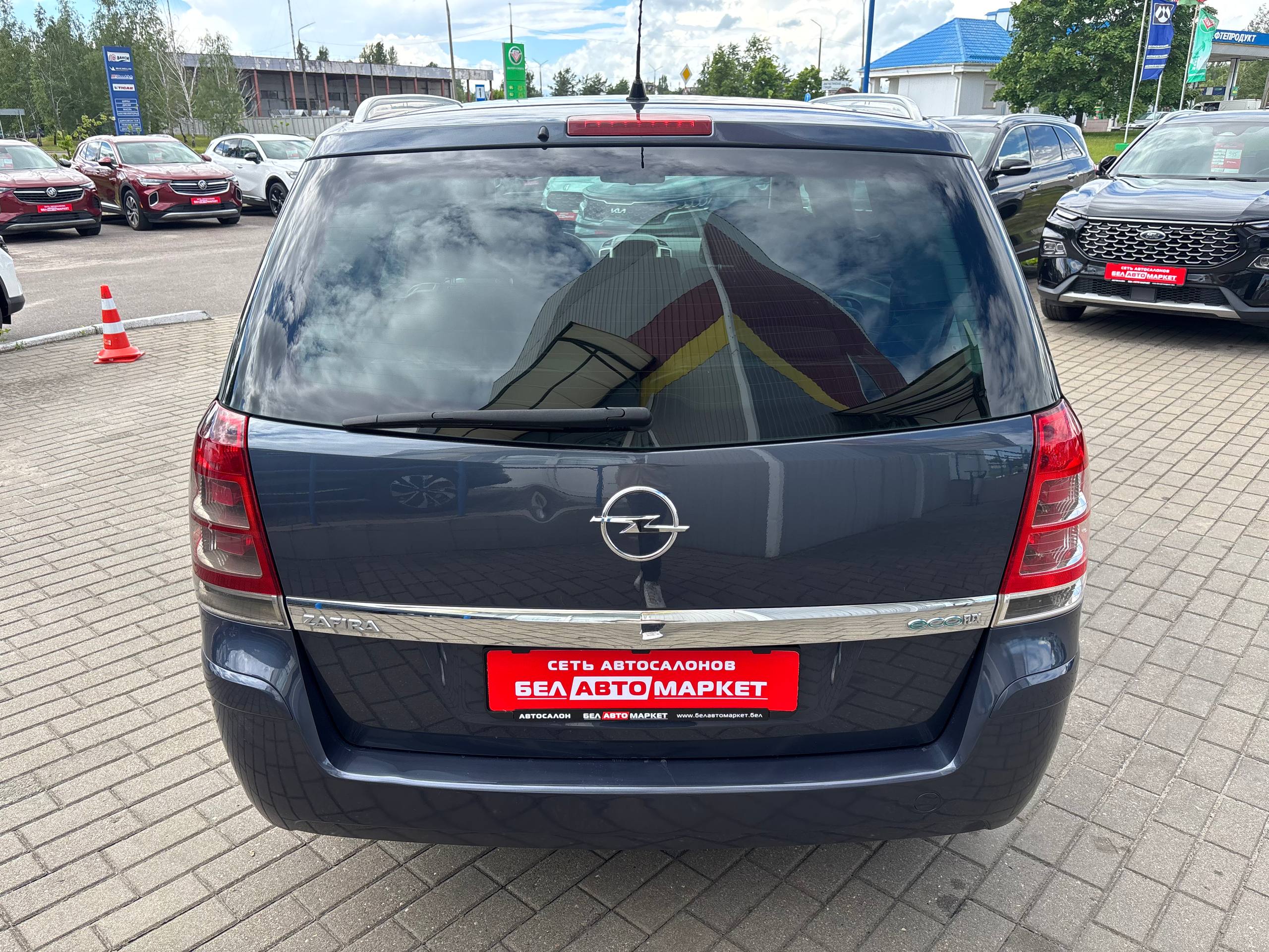 Фото автомобиля 7