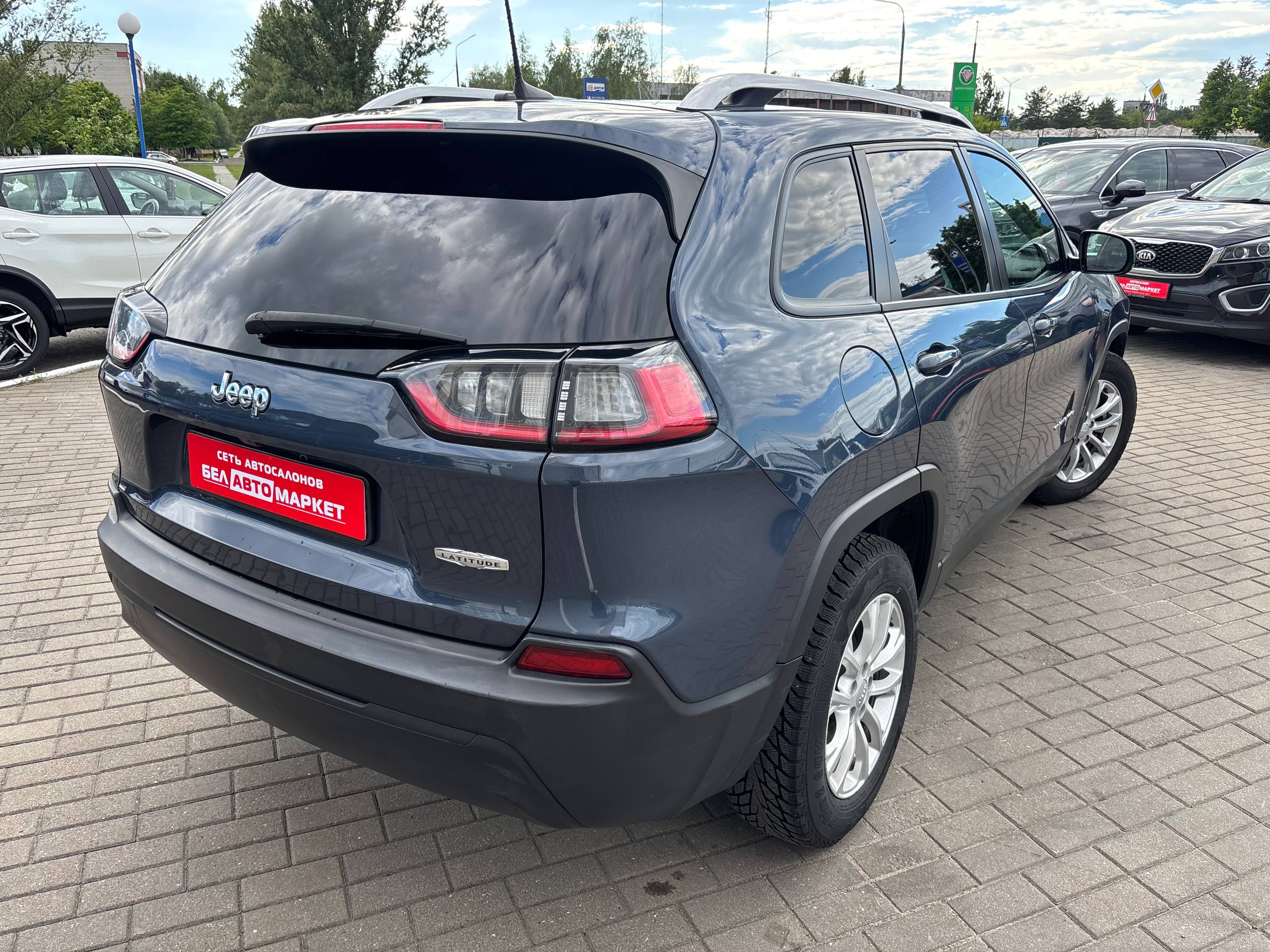 Фото автомобиля 5