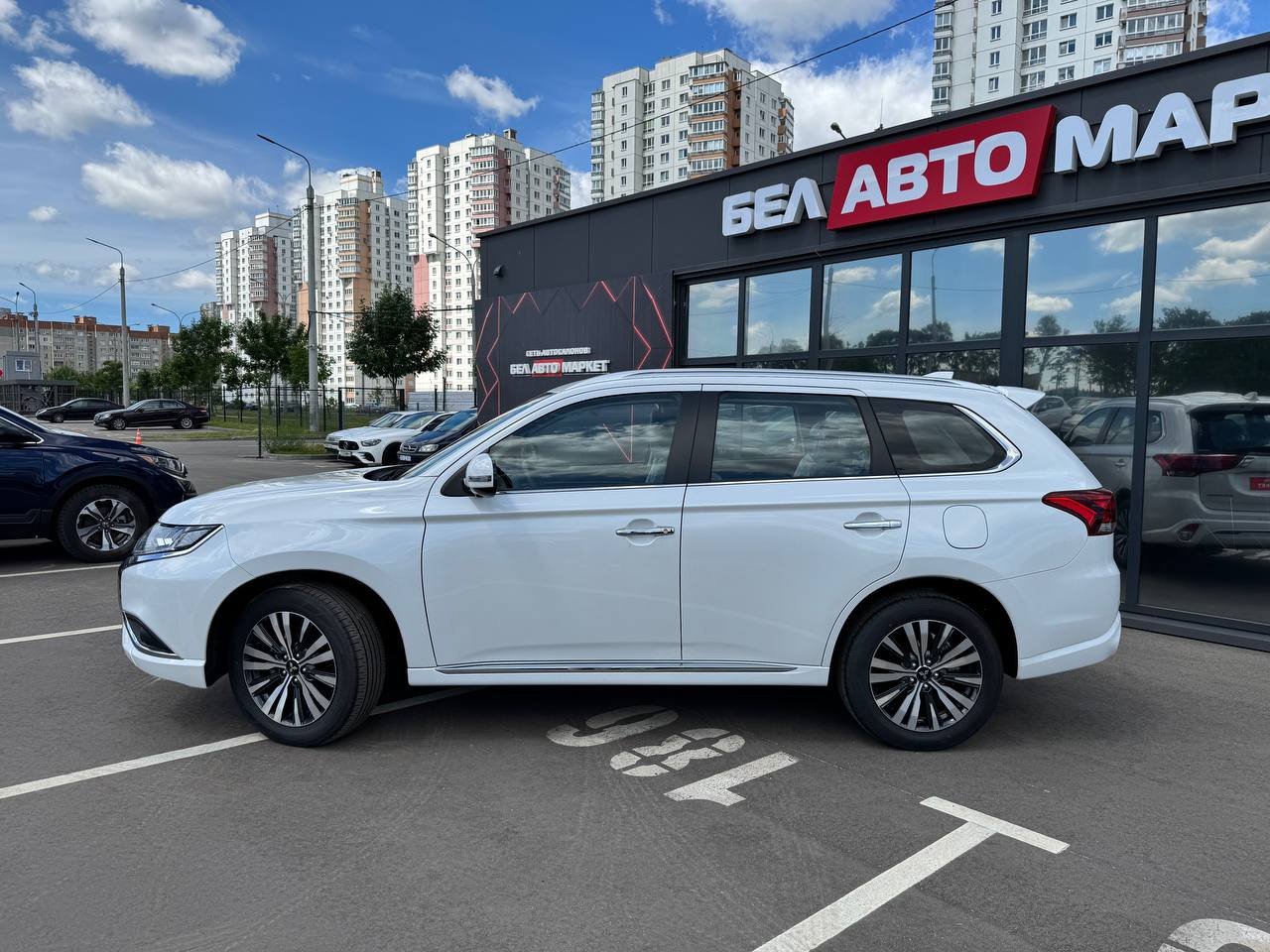 Фото автомобиля 7
