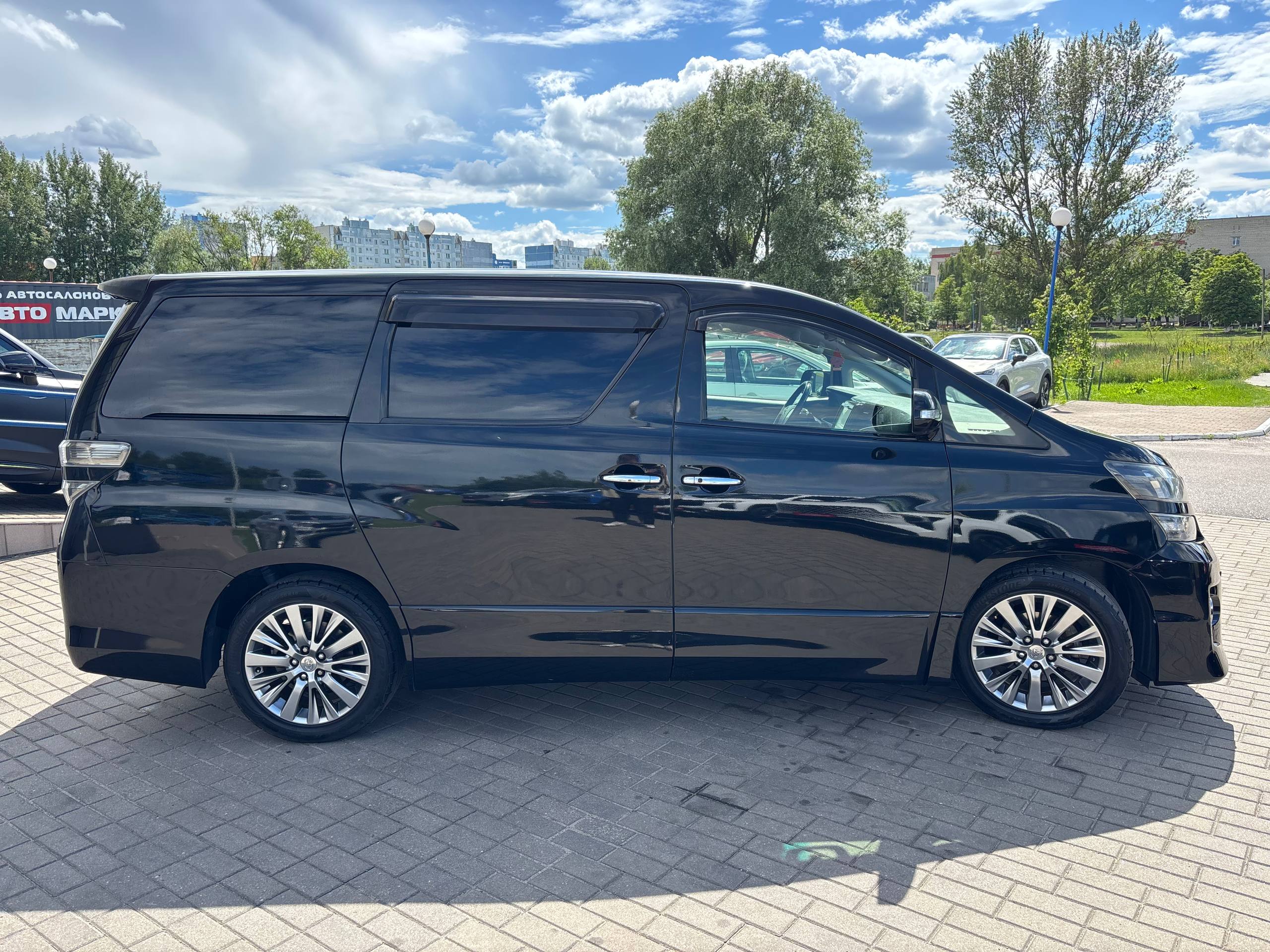 Фото автомобиля 2