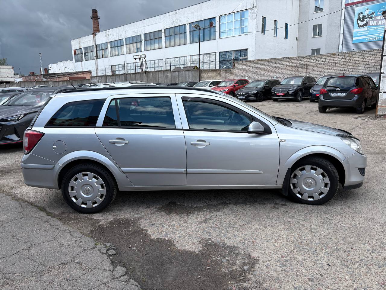 Фото автомобиля 3