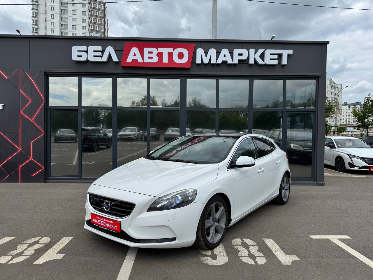 авто с пробегом volvo v40 2012
