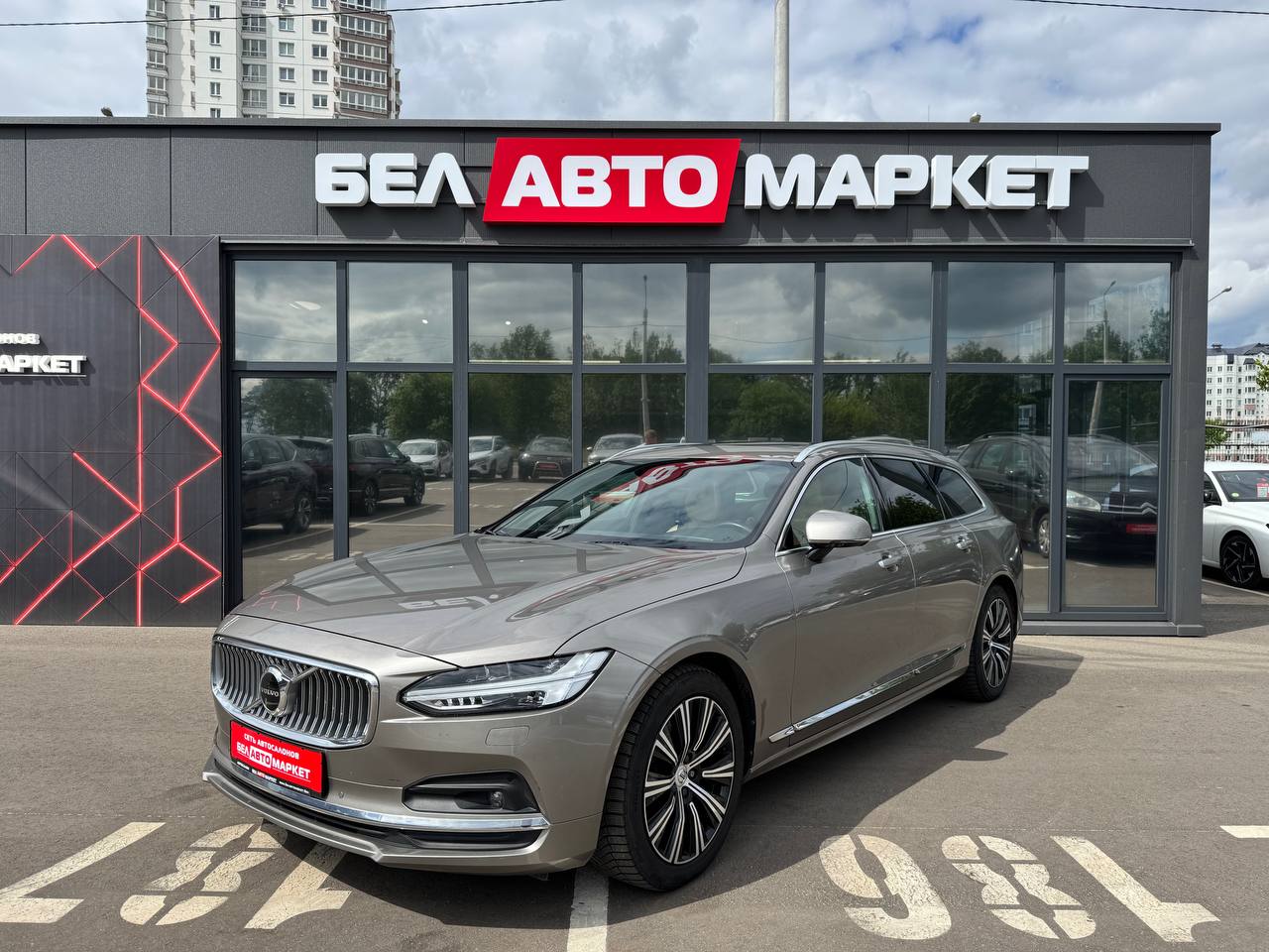 авто с пробегом volvo v90 2021