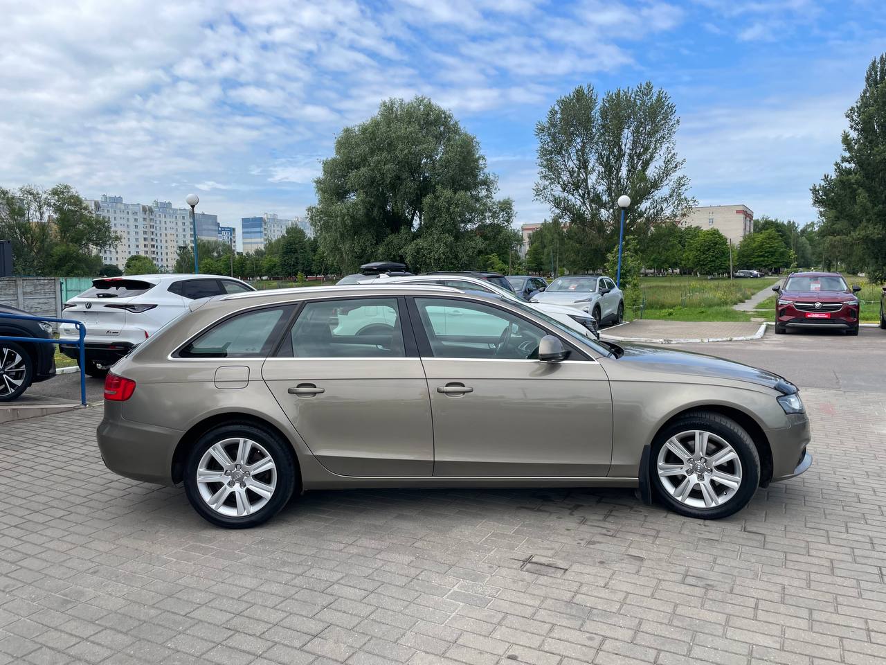 Фото автомобиля 3
