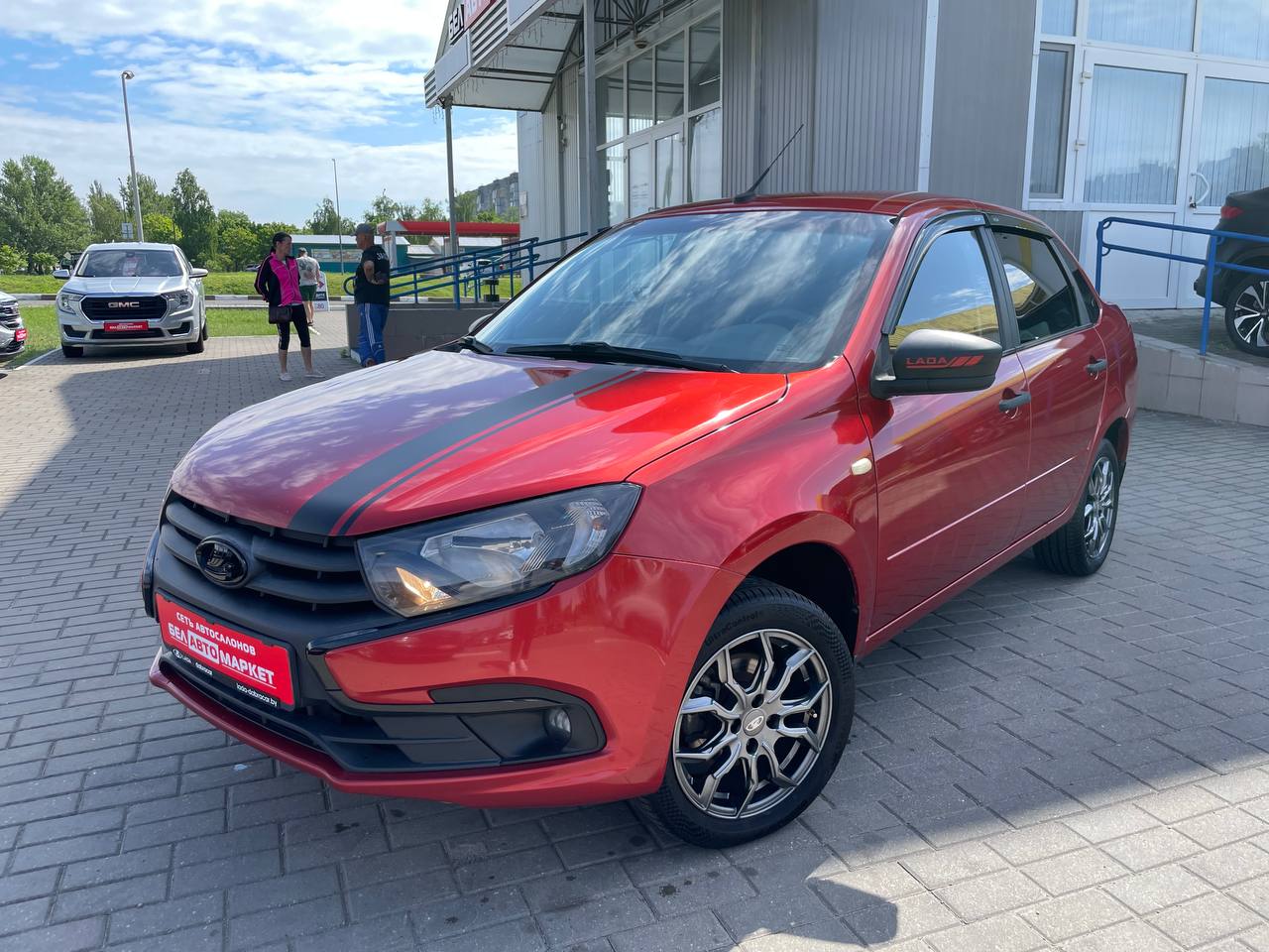авто с пробегом lada (ВАЗ) granta 2019