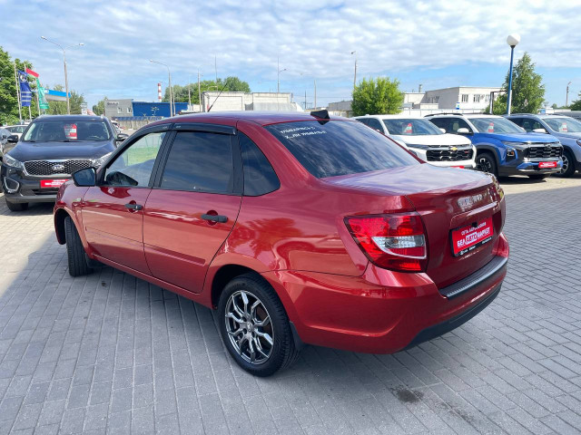 Фото автомобиля 1