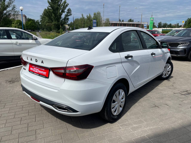 Фото автомобиля 6