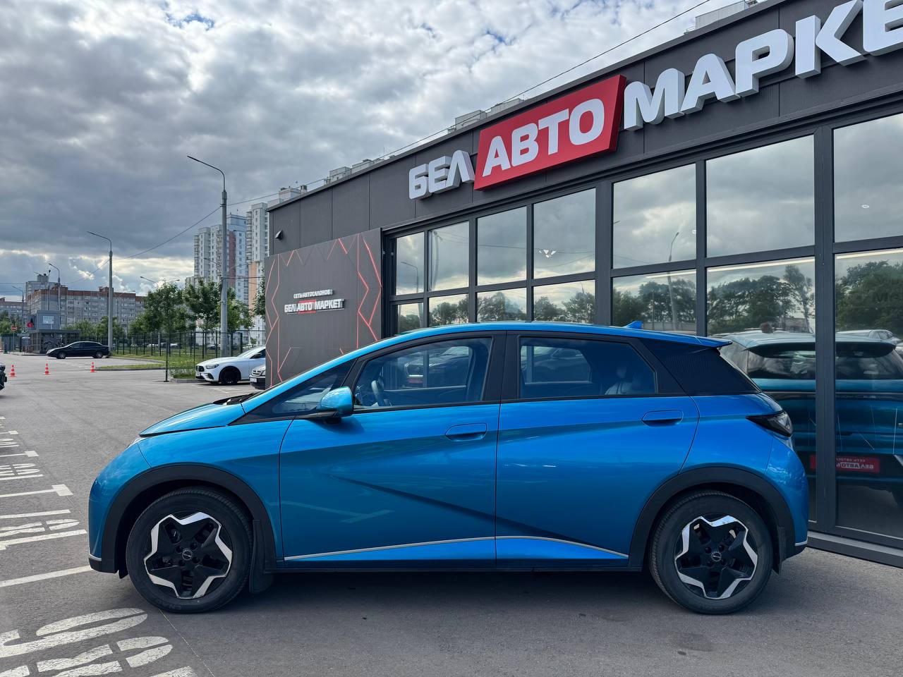Фото автомобиля 8