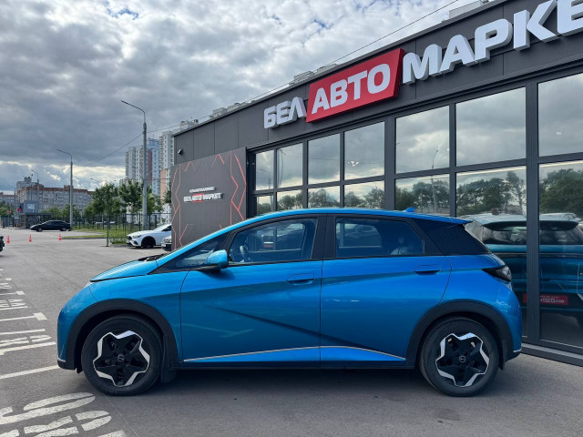 Фото автомобиля 8