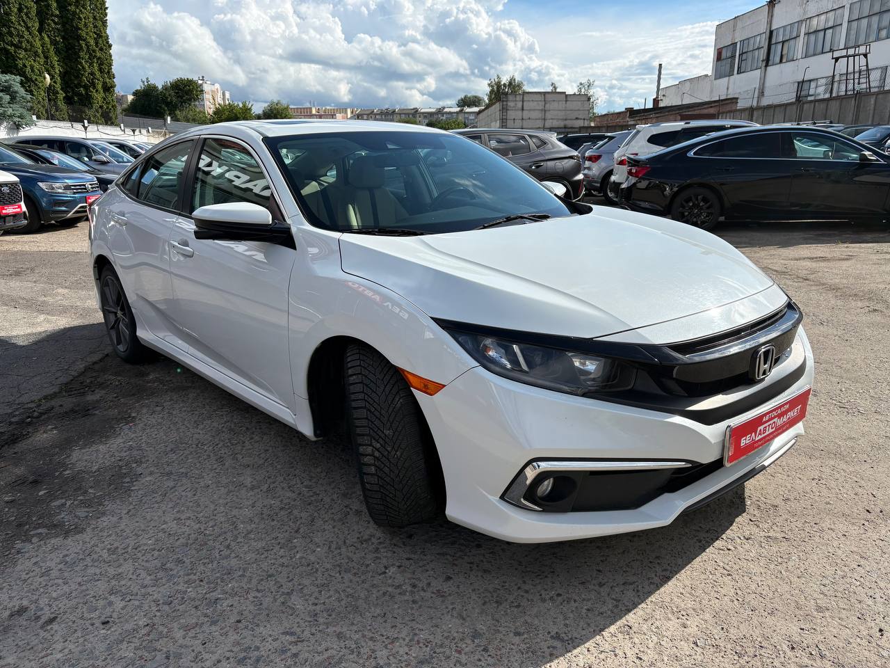 Фото автомобиля 2