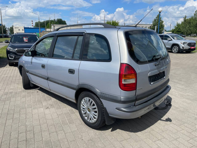 Фото автомобиля 7