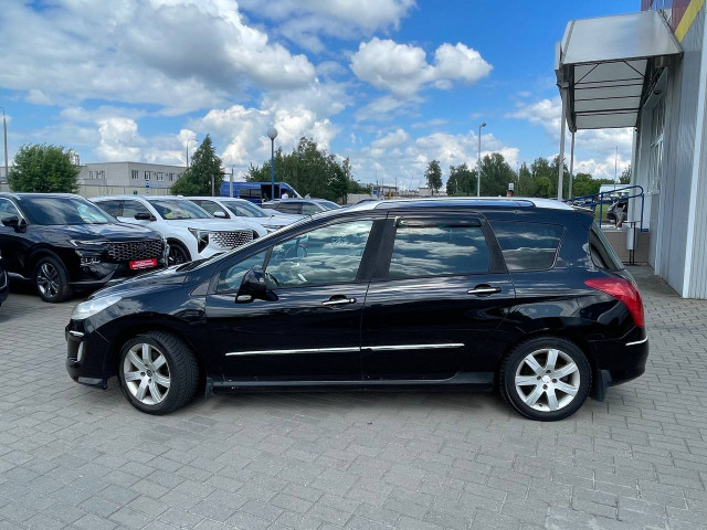 Фото автомобиля 9