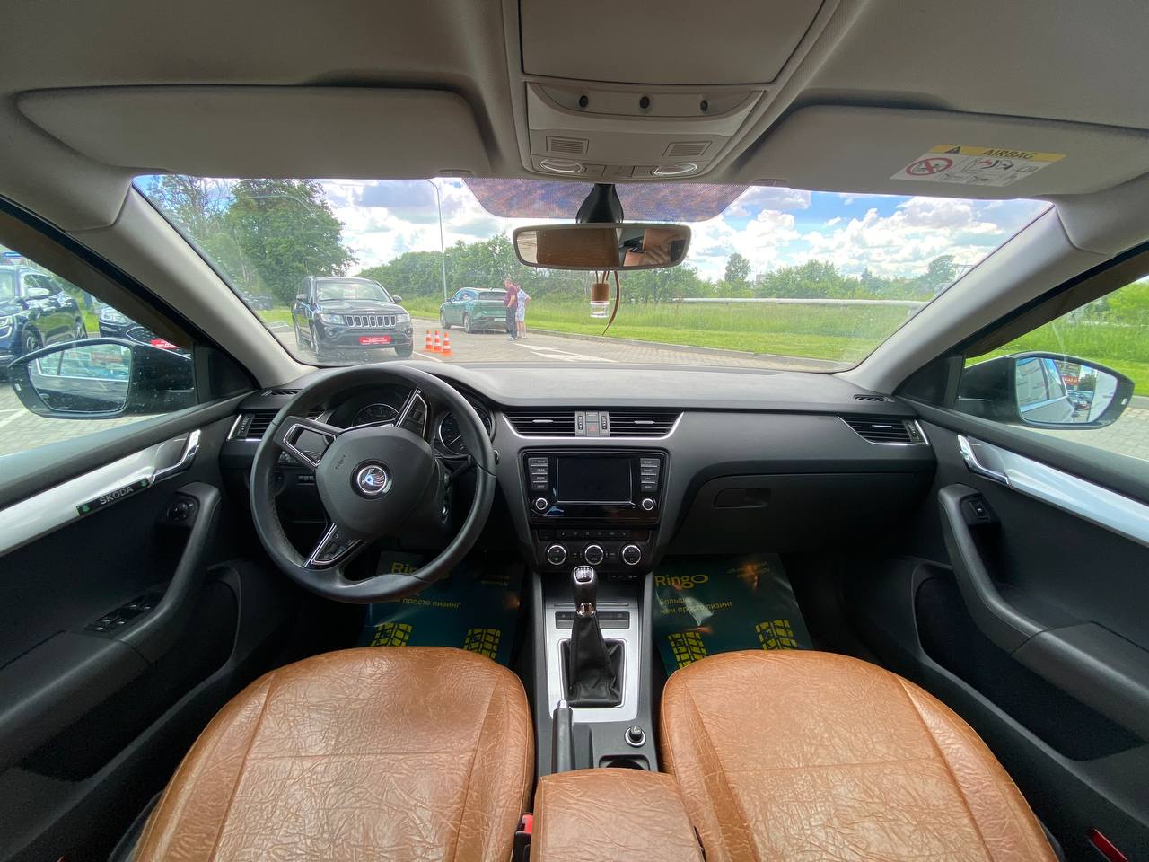 Фото автомобиля 12