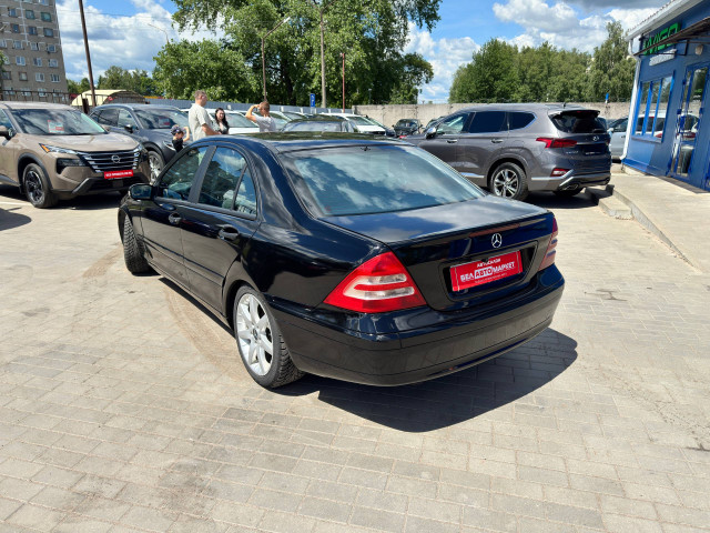 Фото автомобиля 8