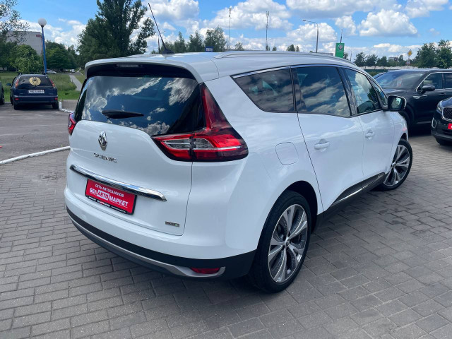 Фото автомобиля 5