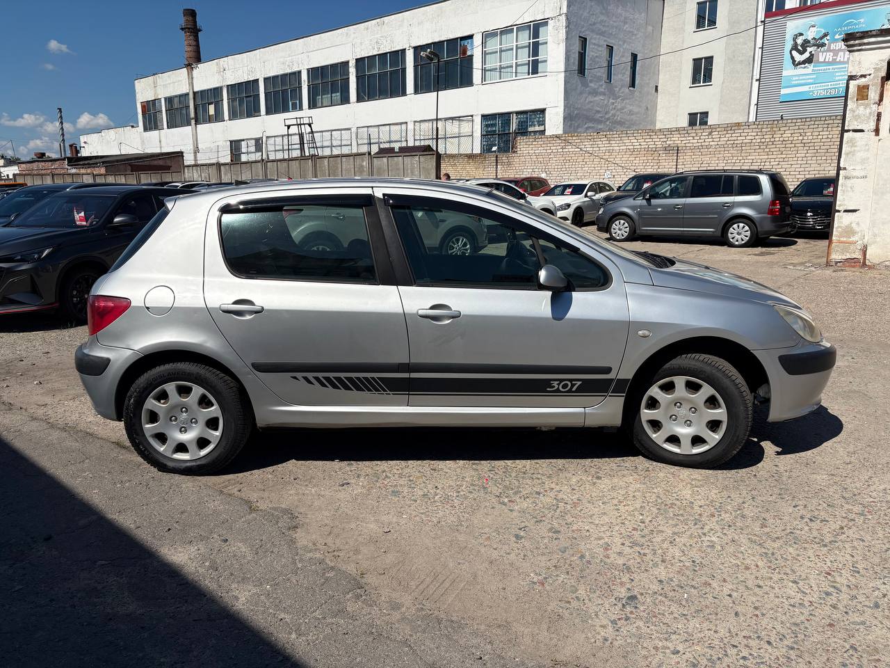 Фото автомобиля 3
