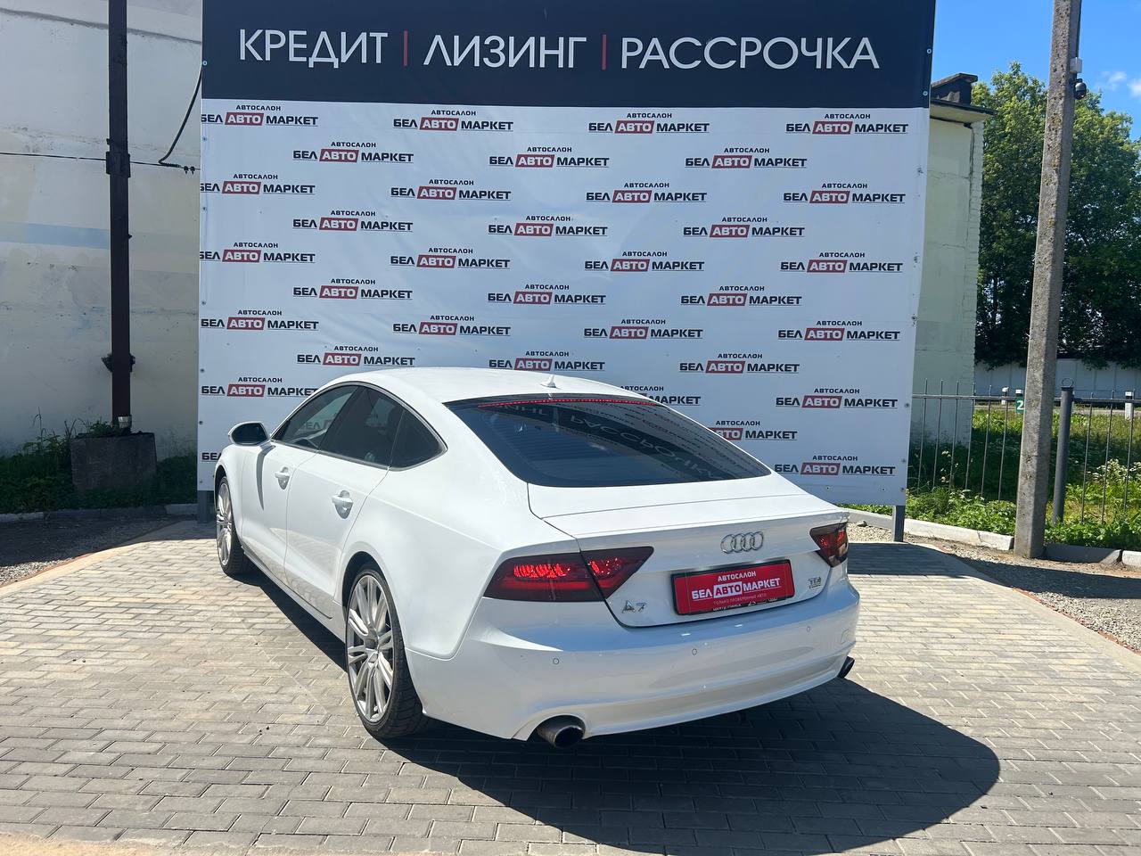 Фото автомобиля 3