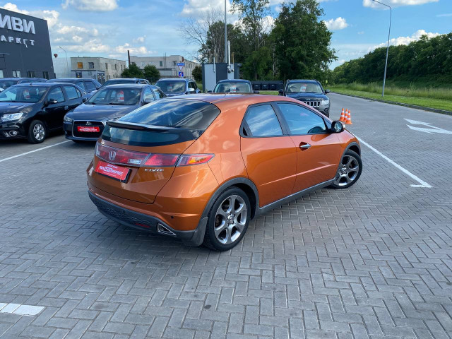 Фото автомобиля 2