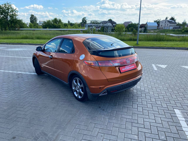 Фото автомобиля 7