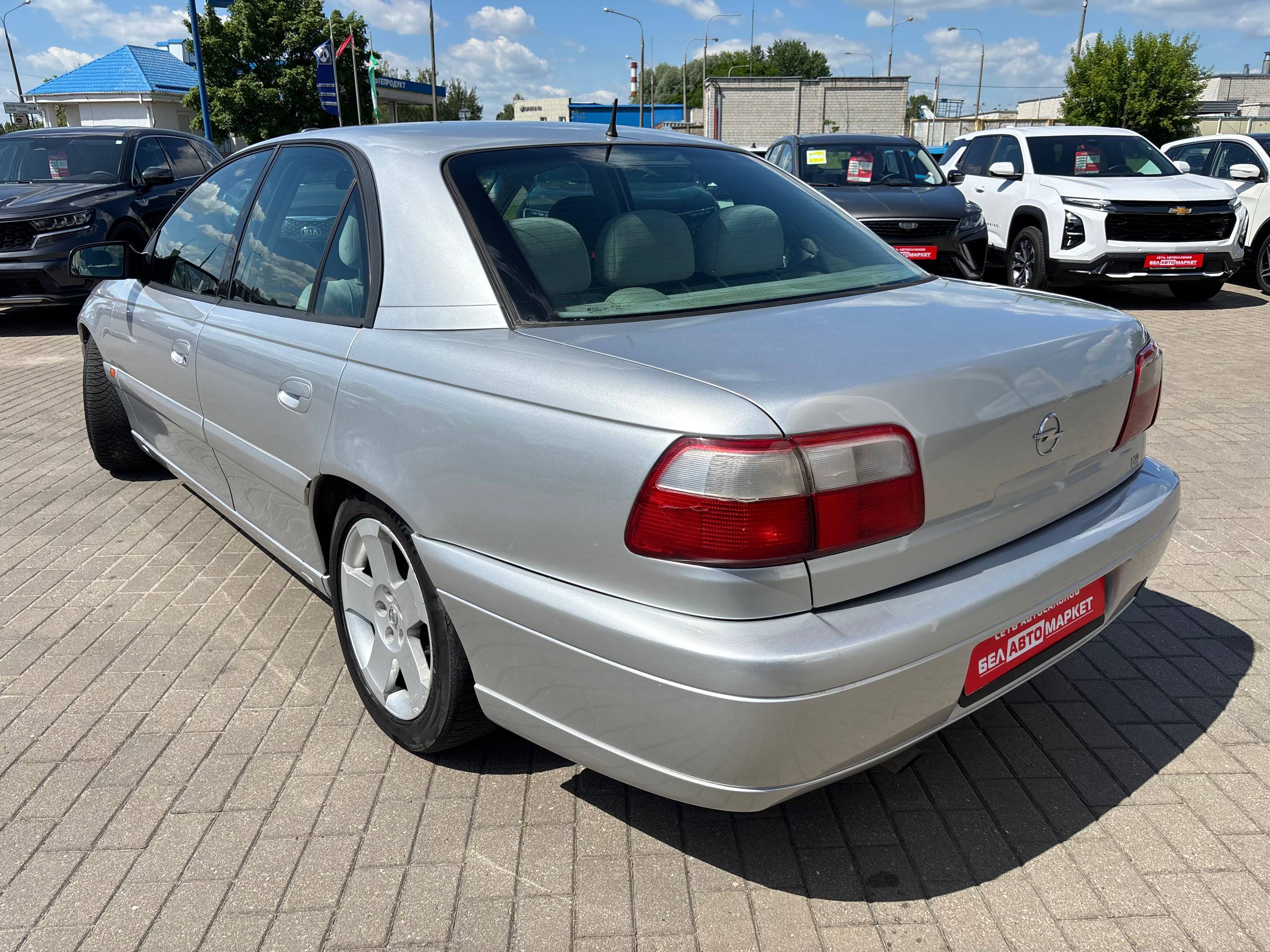 Фото автомобиля 6