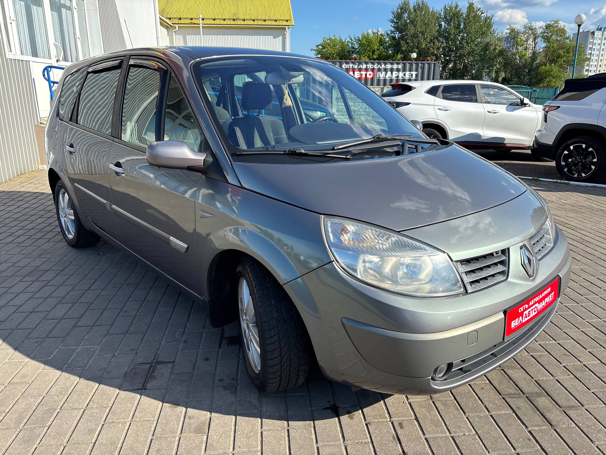 Фото автомобиля 3