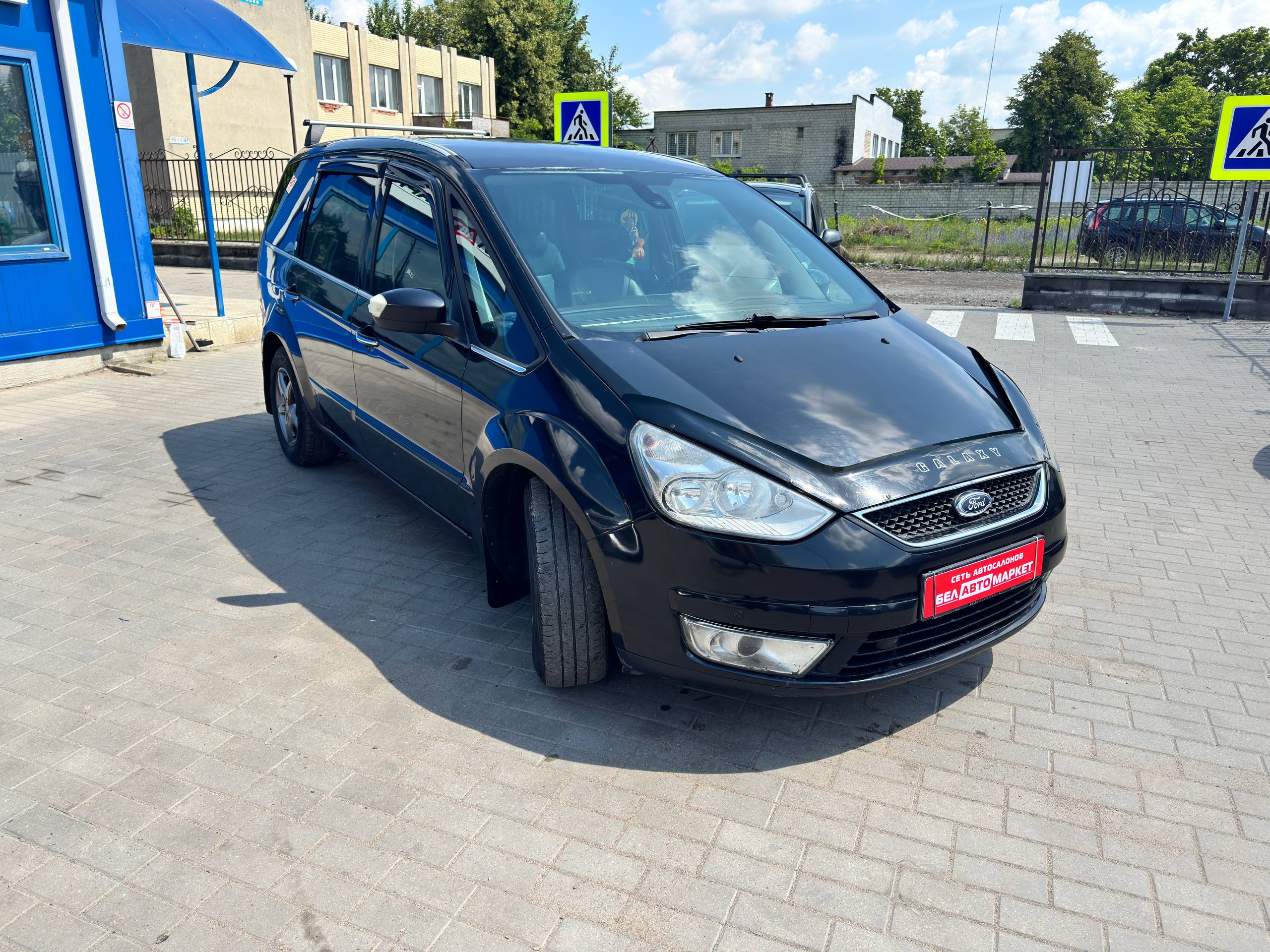 Фото автомобиля 3
