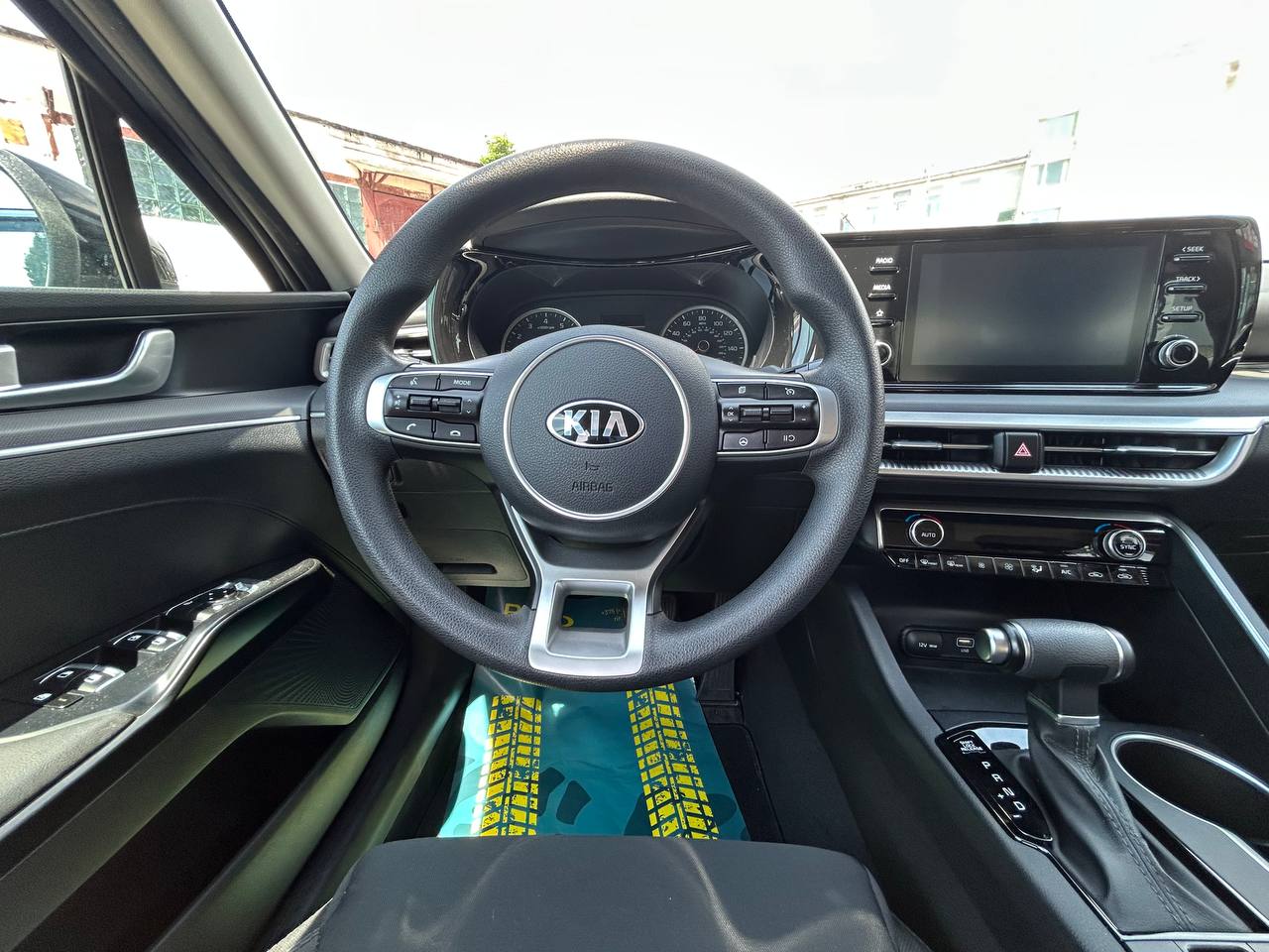 Фото автомобиля 10