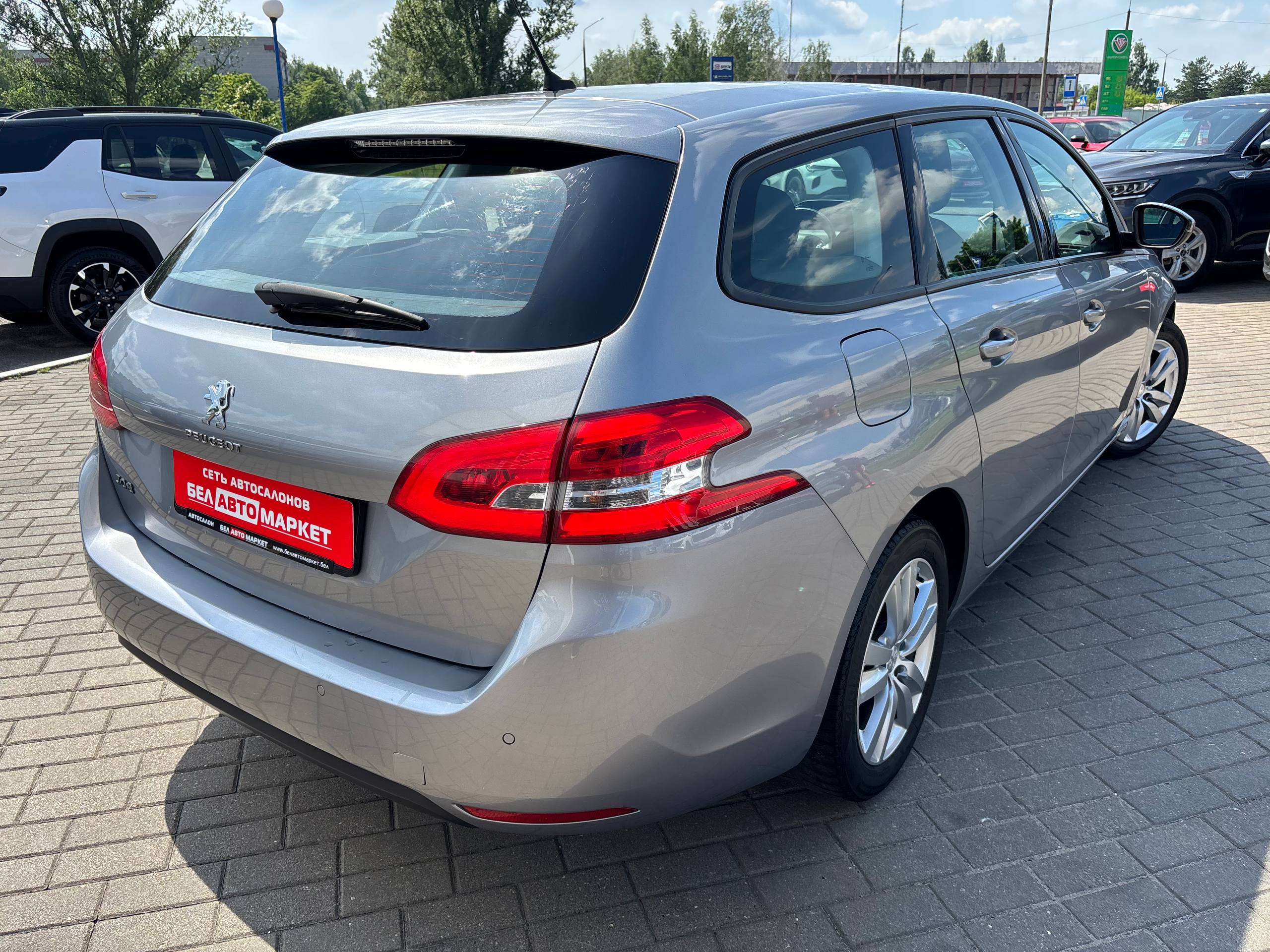 Фото автомобиля 2