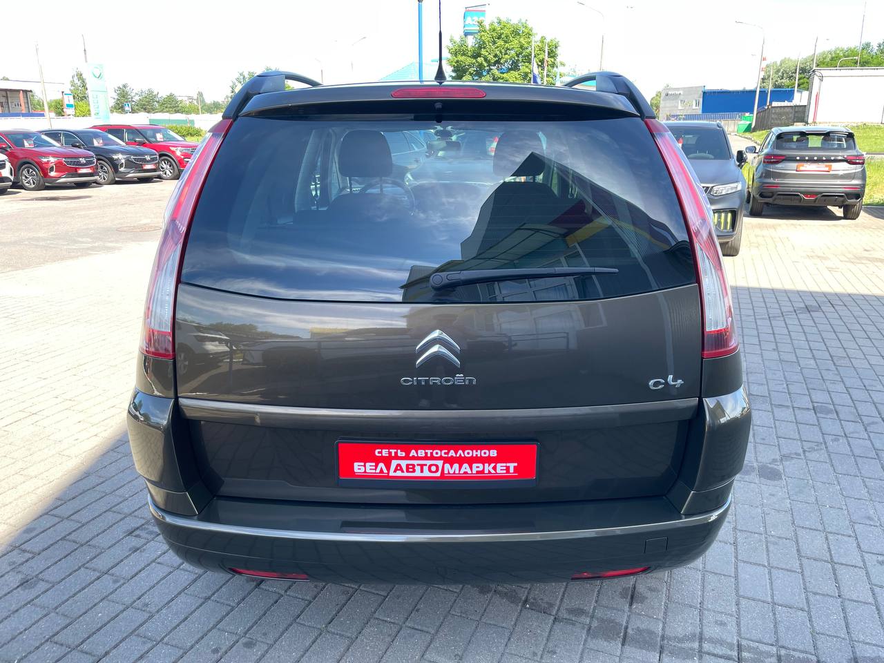 Фото автомобиля 5