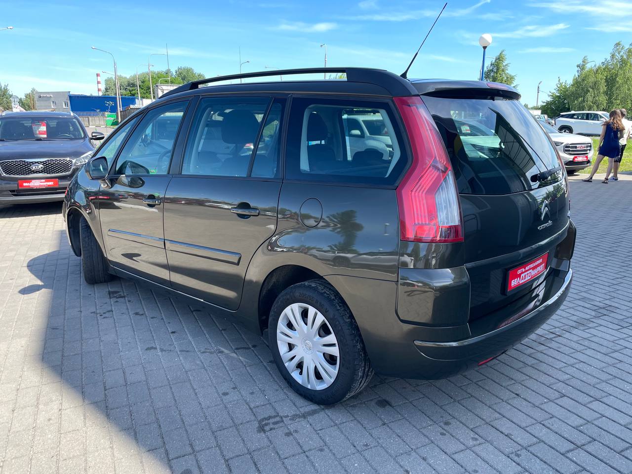 Фото автомобиля 6