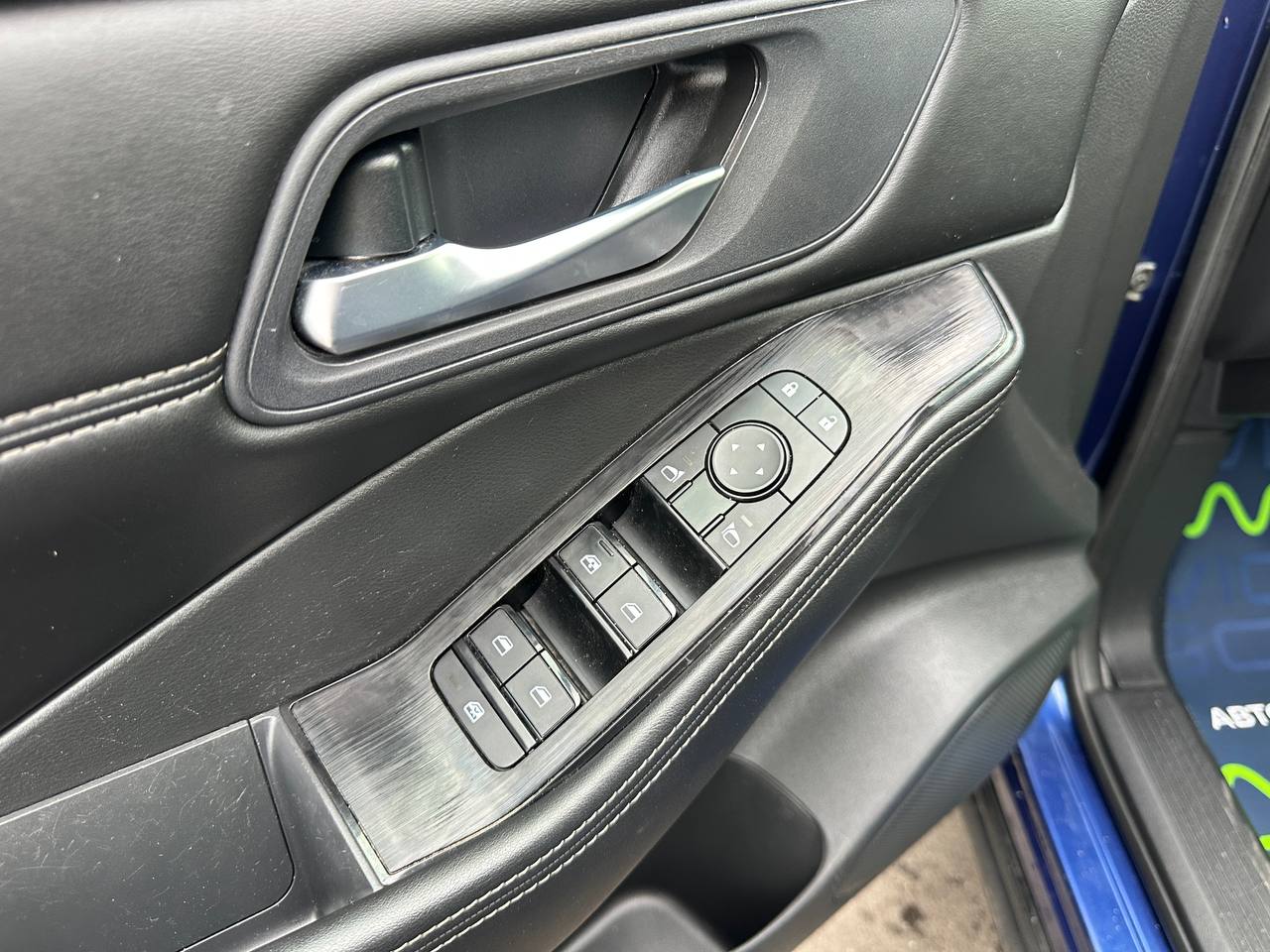 Фото автомобиля 7