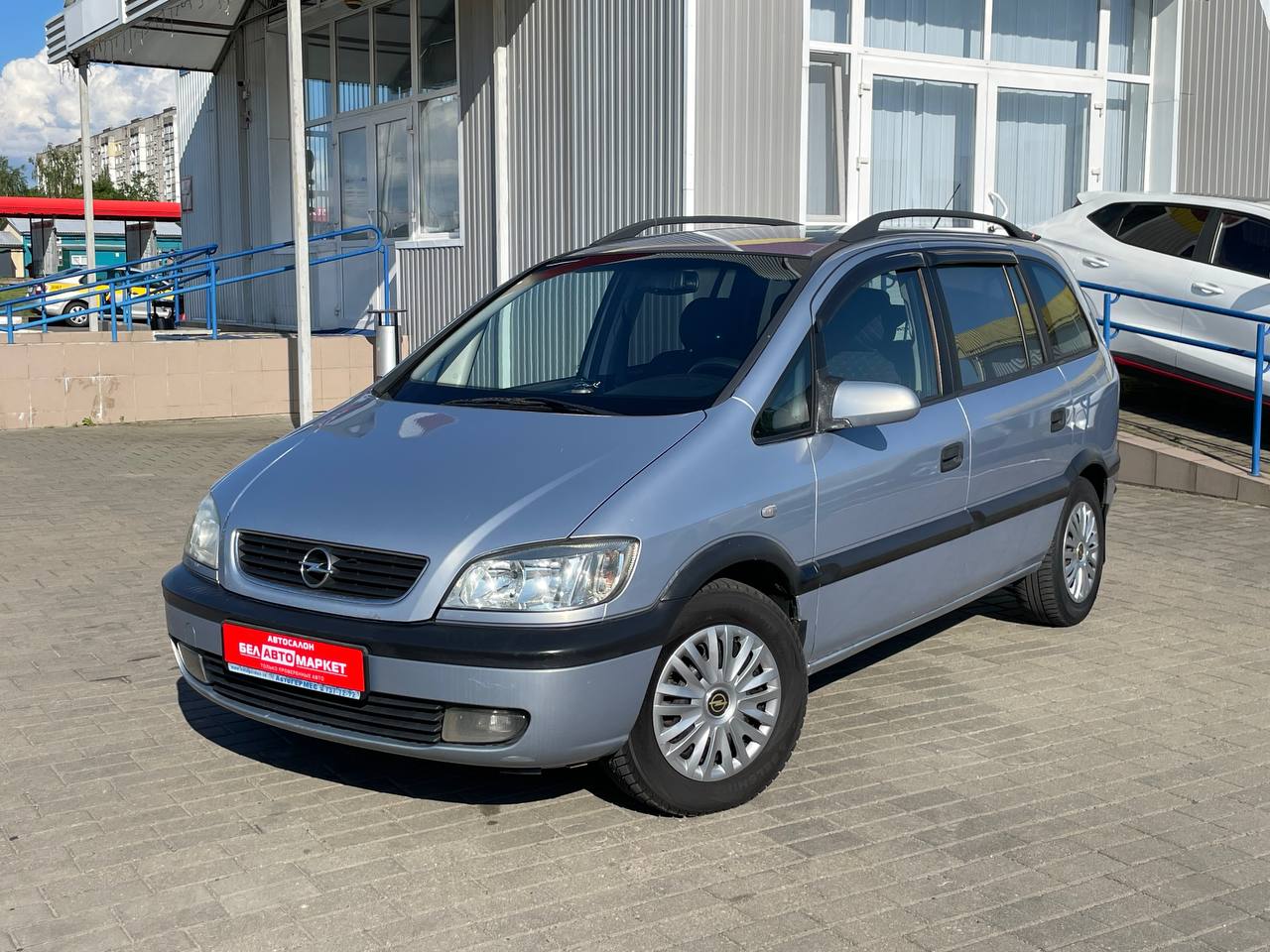авто с пробегом opel zafira 2001